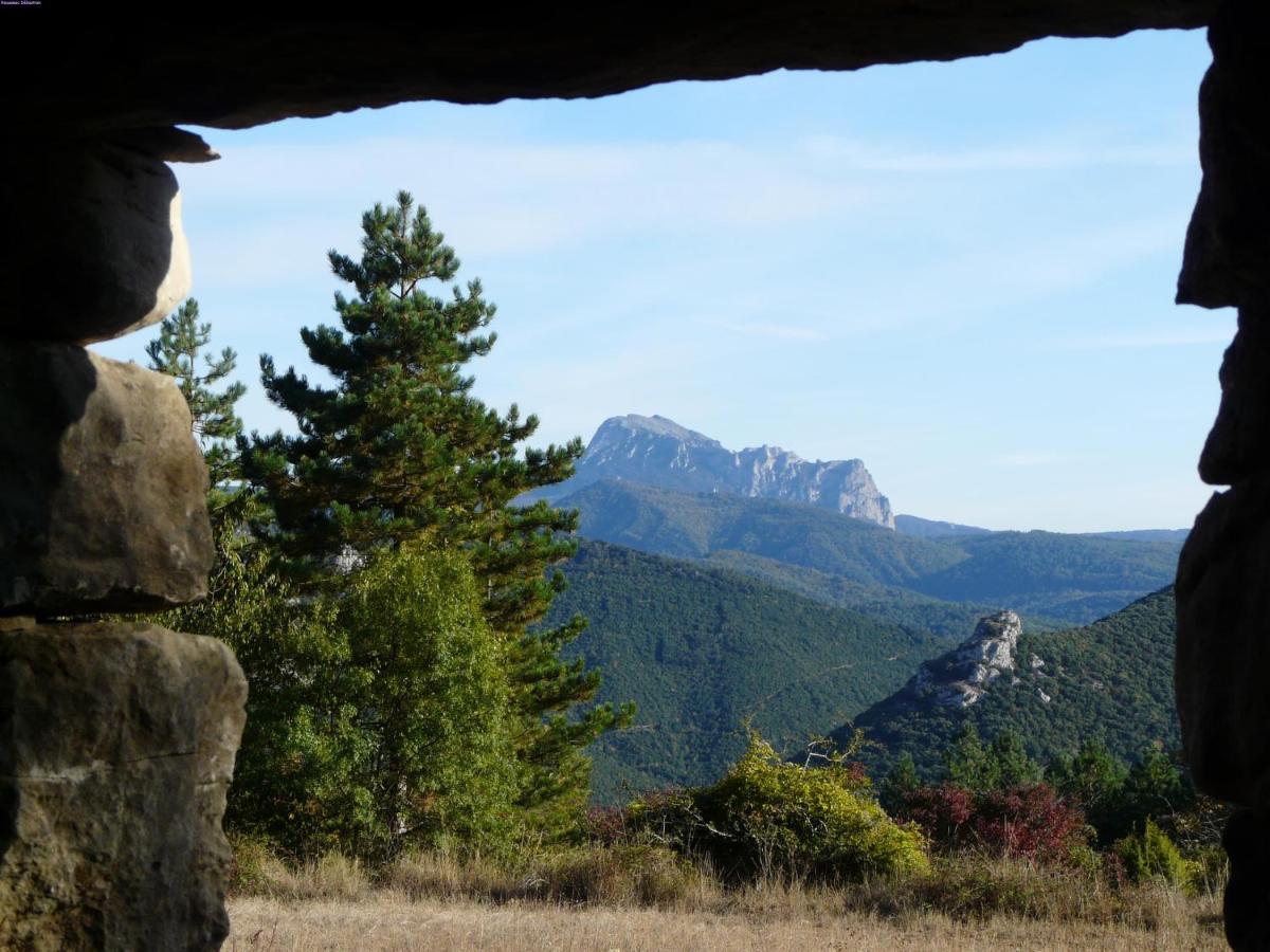La Petite Maison Dans La Prairie Cassaignes Εξωτερικό φωτογραφία